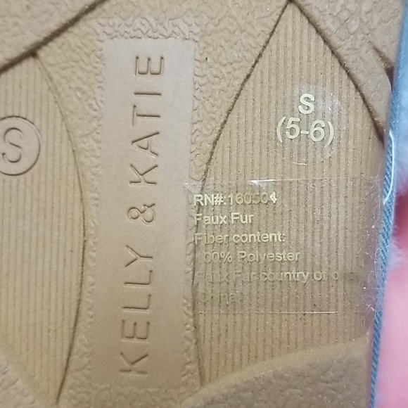 Plush Furry Slide Sandals - Picture 7 of 10